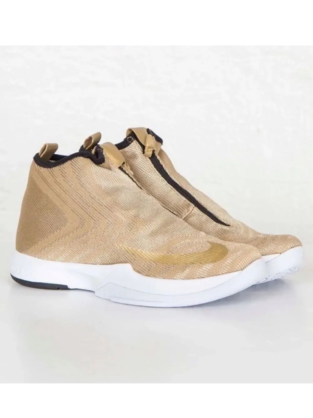 Zoom Kobe Icon Sneakers Size 7.5